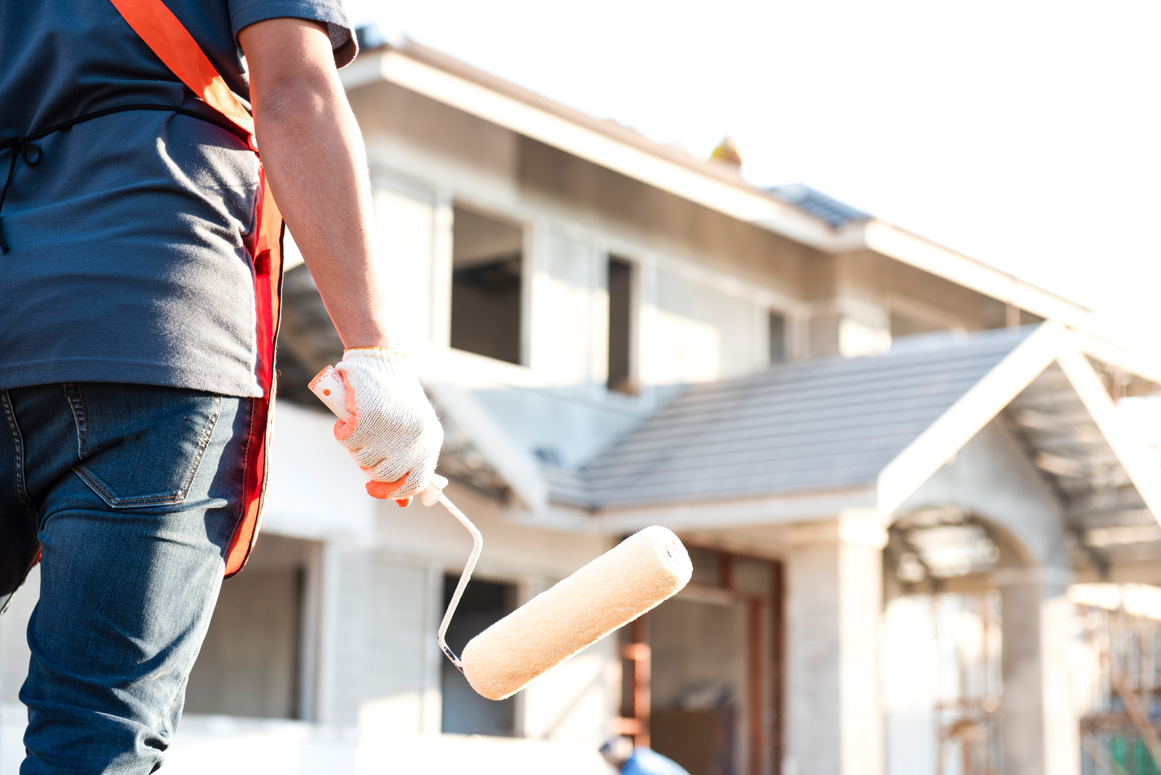 Painting contractor planning an exterior repaint